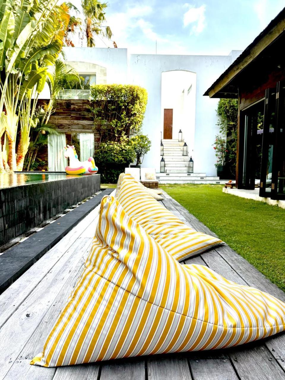 Elegant Villa Casabianca - Tropical Pool & Garden, Near Potato Head Beach Club! Σεμινιάκ Εξωτερικό φωτογραφία