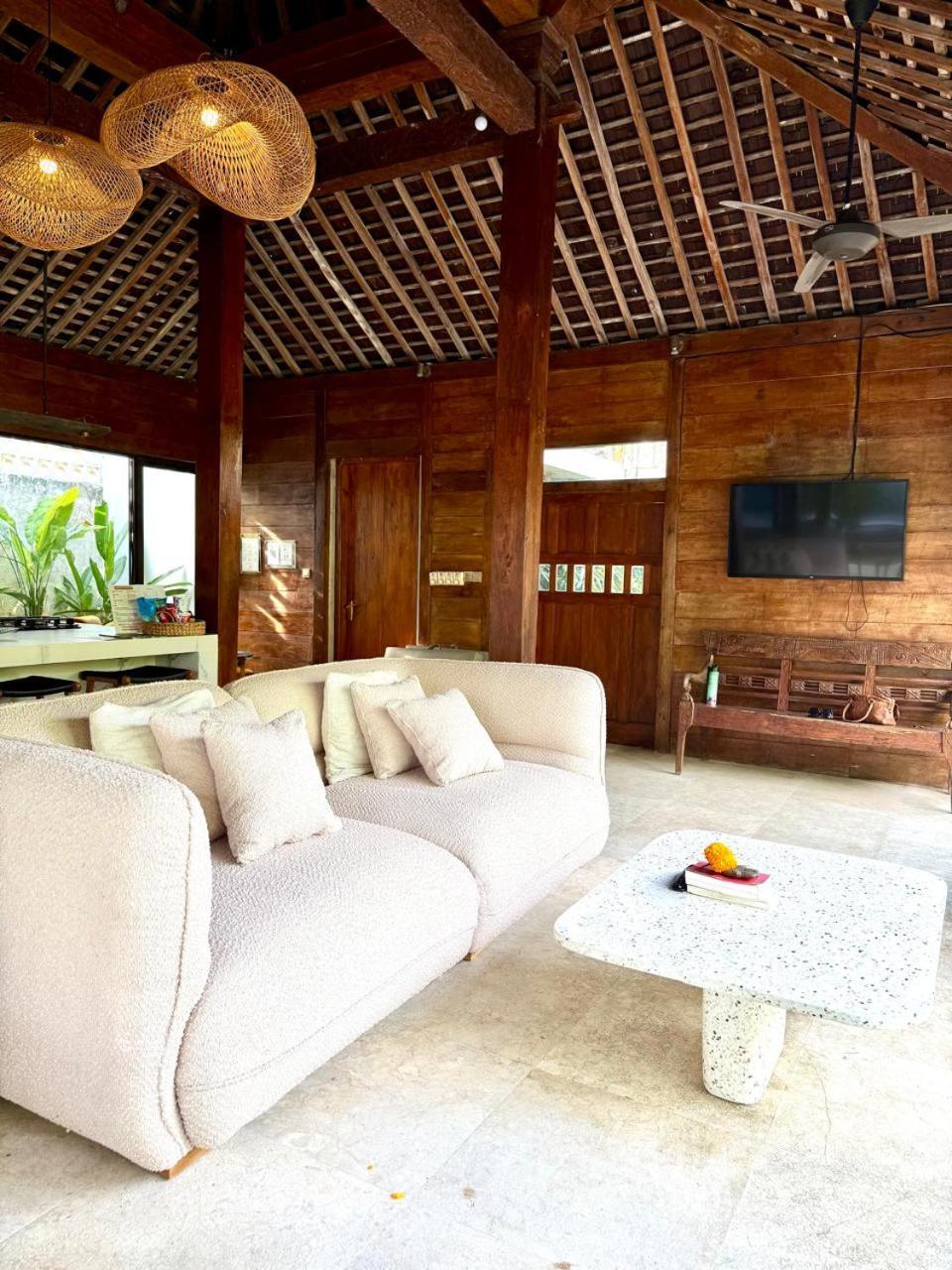 Elegant Villa Casabianca - Tropical Pool & Garden, Near Potato Head Beach Club! Σεμινιάκ Εξωτερικό φωτογραφία